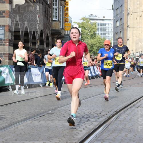 13.09.2026 - 21. swb-Marathon Bremen Strokosch-Dieckow http://msf.ph/oto/10372827 13.09.2026 11:01:49 Ziel 10181, 10251, 10497, 10560, 10647, 10648, 10678, 11324, 11459, 11467, 11550, 11551, 11666, 11788, 11796, 11798, 11969, 11970, 12047, 12062, 10257, 10409, 10444, 10500, 10617, 10803, 10817, 10924, 11115, 11268, 11369, 11436, 11859, 12016, 12095, 12145, 12360, 12412, 12466, 12506 meine-sportfotos.de