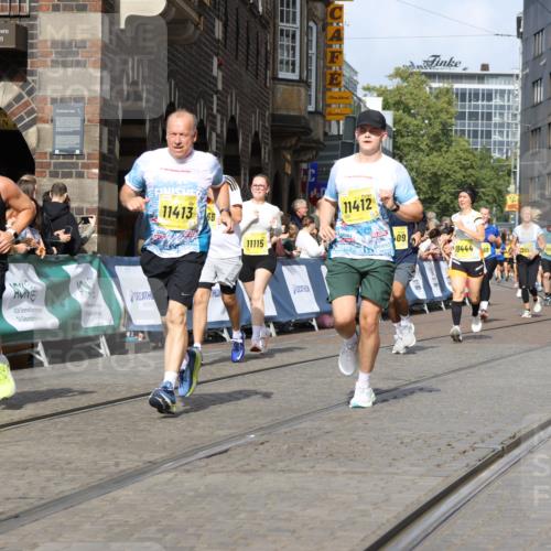 13.09.2026 - 21. swb-Marathon Bremen Strokosch-Dieckow http://msf.ph/oto/10373581 13.09.2026 11:01:59 Ziel 10181, 10251, 10332, 10497, 11075, 11150, 11305, 11324, 11412, 11413, 11479, 11486, 11550, 11551, 11666, 11668, 11747, 11788, 11798, 11985, 11986, 12047, 12379, 10173, 10439, 10473, 10500, 10617, 10636, 10803, 10924, 11249, 11576, 11811, 12016, 12042, 12094, 12134, 12135, 12145, 12360, 12437, 12506 meine-sportfotos.de