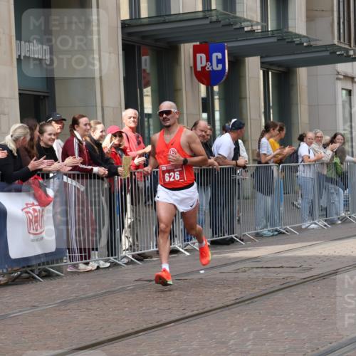 13.09.2026 - 21. swb-Marathon Bremen Strokosch-Dieckow http://msf.ph/oto/10373718 13.09.2026 12:21:08 Ziel 626 meine-sportfotos.de