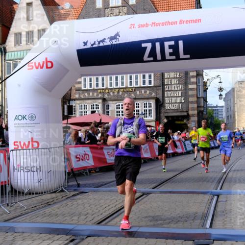 13.09.2026 - 21. swb-Marathon Bremen Tim E. http://msf.ph/oto/10373841 13.09.2026 13:10:59 Ziel 384, 1181, 1385, 1498, 1554, 2347, 2605, 4727, 5066, 5152, 5155, 5168, 5314, 5387, 5620, 5648, 6267, 7115, 7881, 9659, 13248 meine-sportfotos.de