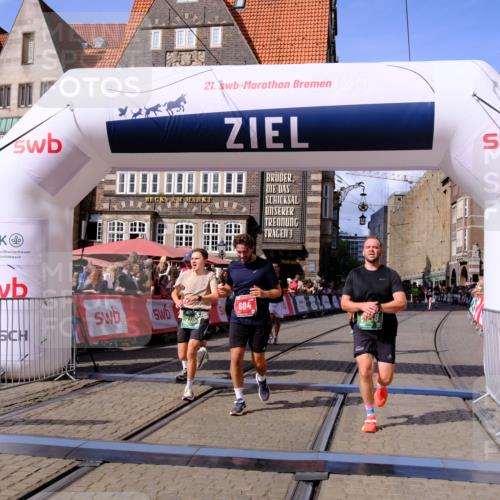 13.09.2026 - 21. swb-Marathon Bremen Tim E. http://msf.ph/oto/10374124 13.09.2026 13:11:11 Ziel 384, 697, 1385, 1498, 2021, 2347, 2759, 4023, 4475, 4571, 5079, 5155, 5168, 5314, 5387, 6471, 6657, 7115, 7136, 9622, 9659, 13248 meine-sportfotos.de