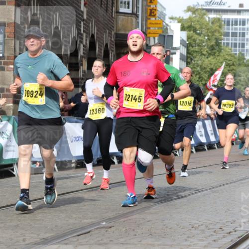 13.09.2026 - 21. swb-Marathon Bremen Strokosch-Dieckow http://msf.ph/oto/10374139 13.09.2026 11:02:10 Ziel 10257, 10332, 10409, 10444, 10817, 11075, 11115, 11150, 11268, 11305, 11369, 11412, 11413, 11436, 11479, 11486, 11668, 11747, 11859, 11985, 11986, 12095, 12379, 12412, 12466, 10153, 10154, 10173, 10273, 10274, 10278, 10331, 10338, 10439, 10738, 10885, 10915, 10943, 11249, 11505, 11576, 11853, 11886, 12042, 12094, 12134, 12135 meine-sportfotos.de