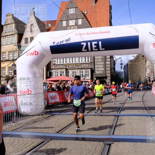 13.09.2026 - 21. swb-Marathon Bremen Tim E. http://msf.ph/oto/10374716 13.09.2026 13:11:24 Ziel 335, 697, 1349, 2021, 2087, 2759, 3440, 3448, 3484, 3647, 4429, 4475, 4571, 5079, 6471, 6657, 8183, 8474, 9410, 9618, 9622, 9762 meine-sportfotos.de