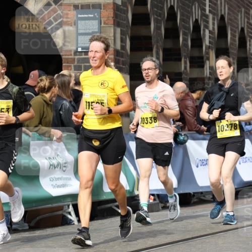 13.09.2026 - 21. swb-Marathon Bremen Strokosch-Dieckow http://msf.ph/oto/10374950 13.09.2026 11:02:29 Ziel 10173, 10257, 10331, 10439, 10473, 10500, 10617, 10636, 10803, 10915, 10924, 10943, 11249, 11436, 11576, 11811, 11886, 12016, 12042, 12094, 12134, 12135, 12145, 12360, 12437, 12506, 10190, 10985, 11096, 11261, 11508, 11526, 11554, 11662, 11776, 11945, 12154, 12252, 12429, 12451, 12489 meine-sportfotos.de