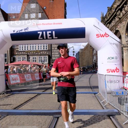 13.09.2026 - 21. swb-Marathon Bremen Tim E. http://msf.ph/oto/10375002 13.09.2026 13:11:30 Ziel 335, 697, 1349, 2087, 3440, 3448, 3484, 3647, 4429, 6274, 6471, 8183, 8474, 9291, 9410, 9618, 9762 meine-sportfotos.de