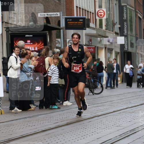 13.09.2026 - 21. swb-Marathon Bremen Strokosch-Dieckow http://msf.ph/oto/10375106 13.09.2026 12:28:28 Ziel 796, 443, 614, 751, 2054 meine-sportfotos.de