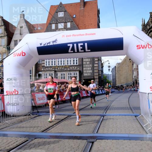 13.09.2026 - 21. swb-Marathon Bremen Tim E. http://msf.ph/oto/10375144 13.09.2026 13:11:35 Ziel 1349, 2087, 3440, 3448, 3484, 3647, 3899, 4429, 6274, 8474, 9291, 9618, 9762 meine-sportfotos.de