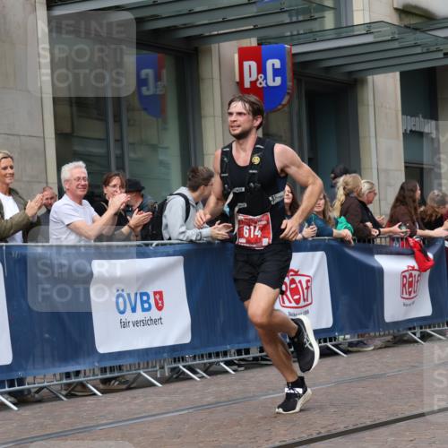 13.09.2026 - 21. swb-Marathon Bremen Strokosch-Dieckow http://msf.ph/oto/10375303 13.09.2026 12:28:33 Ziel 317, 608, 796, 1046, 443, 614, 751, 2054 meine-sportfotos.de