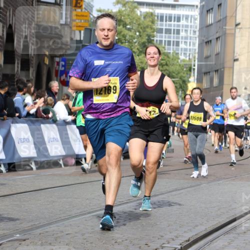 13.09.2026 - 21. swb-Marathon Bremen Strokosch-Dieckow http://msf.ph/oto/10375422 13.09.2026 11:02:38 Ziel 10153, 10154, 10173, 10273, 10274, 10278, 10331, 10338, 10439, 10473, 10636, 10738, 10885, 10915, 10943, 11249, 11505, 11576, 11811, 11853, 11886, 12042, 12094, 12134, 12135, 12437, 10190, 10296, 10633, 10783, 10945, 10954, 10955, 10985, 11096, 11107, 11564, 11701, 11719, 11730, 11776, 11785, 12071, 12154, 12247, 12451, 12465 meine-sportfotos.de