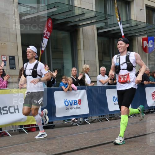 13.09.2026 - 21. swb-Marathon Bremen Strokosch-Dieckow http://msf.ph/oto/10376062 13.09.2026 12:29:14 Ziel 821, 1651, 317, 608, 796, 1046, 1651 meine-sportfotos.de