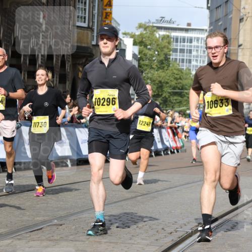 13.09.2026 - 21. swb-Marathon Bremen Strokosch-Dieckow http://msf.ph/oto/10376342 13.09.2026 11:02:59 Ziel 10190, 10296, 10633, 10783, 10945, 10954, 10985, 11096, 11107, 11137, 11261, 11508, 11526, 11554, 11662, 11701, 11719, 11776, 11890, 11945, 12071, 12154, 12169, 12252, 12429, 12451, 12489, 10185, 10195, 10528, 10531, 10598, 10715, 10727, 10959, 11070, 11095, 11493, 11676, 11836, 12214, 12421, 12432, 12483 meine-sportfotos.de