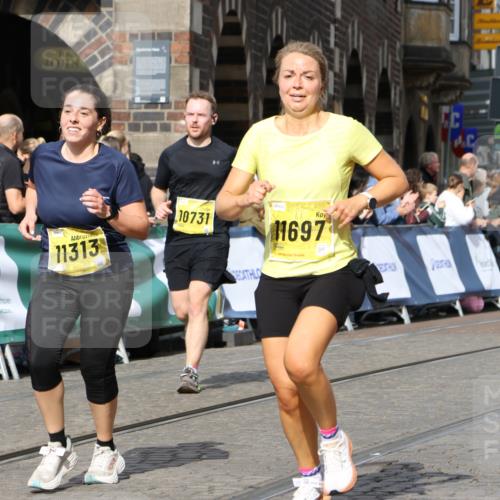 13.09.2026 - 21. swb-Marathon Bremen Strokosch-Dieckow http://msf.ph/oto/10376684 13.09.2026 11:03:07 Ziel 10190, 10296, 10633, 10783, 10945, 10954, 10955, 10985, 11096, 11107, 11261, 11564, 11662, 11697, 11701, 11719, 11730, 11776, 11785, 12071, 12154, 12247, 12429, 12451, 12465, 10092, 10150, 10195, 10237, 10531, 10724, 10727, 10959, 11070, 11493, 11676, 11830, 12068, 12184, 12185 meine-sportfotos.de