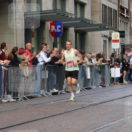13.09.2026 - 21. swb-Marathon Bremen Strokosch-Dieckow http://msf.ph/oto/10377652 13.09.2026 12:35:15 Ziel 1028 meine-sportfotos.de