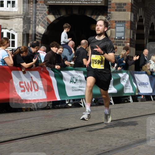 13.09.2026 - 21. swb-Marathon Bremen Strokosch-Dieckow http://msf.ph/oto/10377791 13.09.2026 11:03:37 Ziel 10092, 10150, 10187, 10195, 10237, 10309, 10528, 10531, 10598, 10724, 10727, 10904, 10959, 11070, 11493, 11598, 11676, 11773, 11830, 11836, 12068, 12184, 12185, 12214, 12611, 10090, 10091, 10152, 10327, 10357, 10429, 10569, 10796, 10918, 10950, 11325, 11451, 11595, 11868, 11967, 12074 meine-sportfotos.de