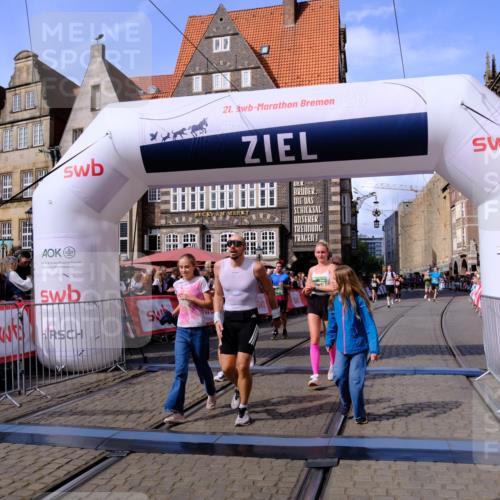 13.09.2026 - 21. swb-Marathon Bremen Tim E. http://msf.ph/oto/10377946 13.09.2026 13:13:33 Ziel 280, 313, 621, 987, 1207, 2130, 2498, 2962, 3566, 3625, 4582, 5345, 5769, 6038, 6394, 7874, 8197, 8291, 8464, 9092 meine-sportfotos.de
