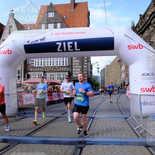 13.09.2026 - 21. swb-Marathon Bremen Tim E. http://msf.ph/oto/10378431 13.09.2026 13:13:48 Ziel 779, 2130, 2360, 2401, 2767, 2882, 6407, 7493, 8477, 8568, 8840, 8963, 9442 meine-sportfotos.de