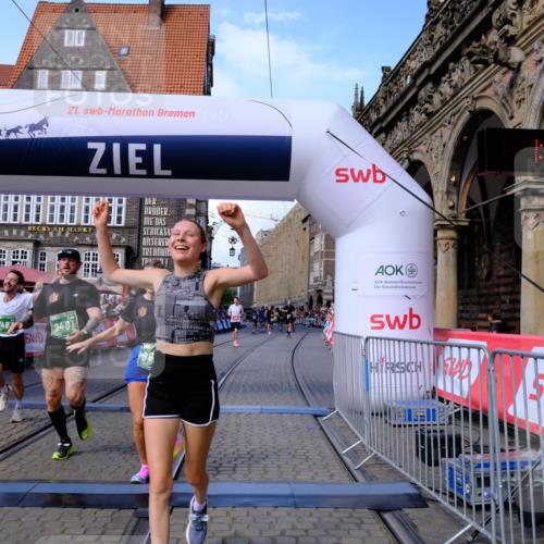 13.09.2026 - 21. swb-Marathon Bremen Tim E. http://msf.ph/oto/10378731 13.09.2026 13:13:56 Ziel 779, 1704, 2401, 2767, 2882, 3413, 7493, 7707, 8477, 8840, 9442, 9884, 13099 meine-sportfotos.de