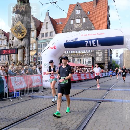 13.09.2026 - 21. swb-Marathon Bremen Tim E. http://msf.ph/oto/10378759 13.09.2026 13:14:00 Ziel 524, 683, 1704, 1707, 1937, 2401, 2422, 2767, 3413, 5443, 6451, 7210, 7493, 7707, 8840, 9442, 9884, 13099 meine-sportfotos.de
