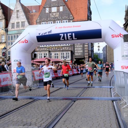 13.09.2026 - 21. swb-Marathon Bremen Tim E. http://msf.ph/oto/10379259 13.09.2026 13:14:36 Ziel 107, 235, 469, 1125, 1542, 1998, 2043, 2084, 2203, 2913, 2922, 3545, 4452, 4728, 5836, 5986, 6130, 7029, 7591, 7659, 7826, 8456, 8919, 9783 meine-sportfotos.de