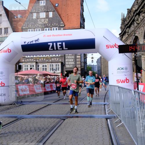 13.09.2026 - 21. swb-Marathon Bremen Tim E. http://msf.ph/oto/10379313 13.09.2026 13:14:38 Ziel 107, 235, 376, 469, 1043, 1125, 1492, 1542, 1814, 1998, 2043, 2084, 2203, 2913, 2922, 3085, 3545, 4452, 4728, 5836, 5986, 6130, 6506, 7591, 7659, 7826, 8456, 8919, 9783 meine-sportfotos.de