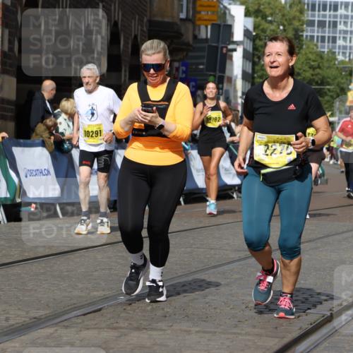 13.09.2026 - 21. swb-Marathon Bremen Strokosch-Dieckow http://msf.ph/oto/10379834 13.09.2026 11:04:20 Ziel 10152, 10357, 10390, 10403, 10429, 10516, 10607, 10659, 10671, 10672, 10720, 10726, 10912, 10913, 10918, 11149, 11318, 11319, 11325, 11451, 11470, 11471, 11511, 11539, 11618, 11909, 11967, 12001, 12103, 12113, 12140, 12260, 12392, 12433, 12504, 10160, 10245, 10526, 10711, 10755, 10877, 11214, 11215, 11248, 11410, 11740, 11761, 11991, 12009, 12929 meine-sportfotos.de