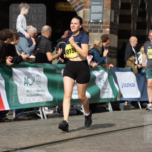 13.09.2026 - 21. swb-Marathon Bremen Strokosch-Dieckow http://msf.ph/oto/10380007 13.09.2026 11:04:27 Ziel 10182, 10291, 10390, 10516, 10607, 10659, 10671, 10672, 10720, 10726, 10912, 10913, 11221, 11318, 11319, 11336, 11470, 11471, 11539, 11618, 11726, 11909, 12001, 12103, 12113, 12140, 12260, 12276, 12392, 12433, 10160, 10481, 10711, 10877, 11114, 11364, 11592, 11761, 11991 meine-sportfotos.de