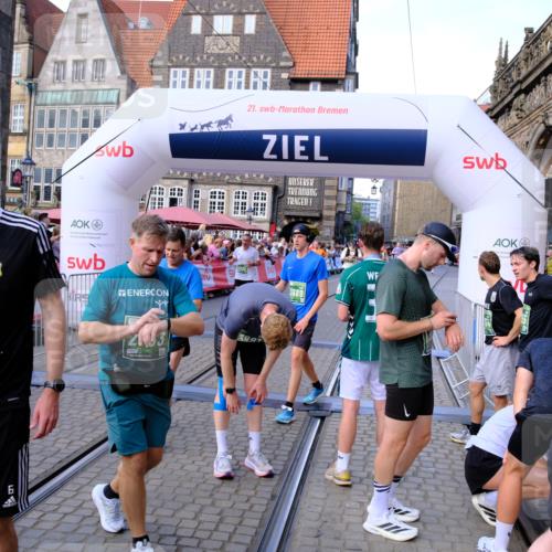 13.09.2026 - 21. swb-Marathon Bremen Tim E. http://msf.ph/oto/10380403 13.09.2026 13:16:12 Ziel 145, 982, 1955, 2623, 2733, 3119, 3149, 3422, 3689, 3836, 3991, 4823, 5430, 5474, 5588, 5913, 6481, 7307, 7413, 9122, 9278, 13149, 13249 meine-sportfotos.de