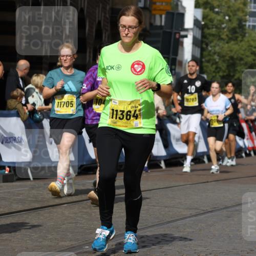 13.09.2026 - 21. swb-Marathon Bremen Strokosch-Dieckow http://msf.ph/oto/10380887 13.09.2026 11:04:49 Ziel 10160, 10245, 10526, 10613, 10711, 10755, 10877, 11114, 11214, 11215, 11248, 11364, 11410, 11720, 11740, 11761, 11991, 12009, 12929, 10315, 10465, 10729, 10741, 10850, 10855, 10856, 10975, 11133, 11272, 11395, 11518, 11757, 11939, 12002, 12064, 12235, 12420, 12522 meine-sportfotos.de