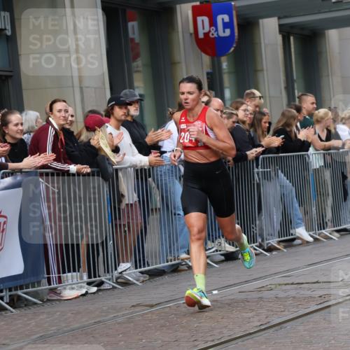 13.09.2026 - 21. swb-Marathon Bremen Strokosch-Dieckow http://msf.ph/oto/10381077 13.09.2026 12:44:28 Ziel 289, 4474, 6485, 1313, 2044, 6507 meine-sportfotos.de