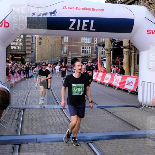 13.09.2026 - 21. swb-Marathon Bremen Tim E. http://msf.ph/oto/10381328 13.09.2026 13:17:28 Ziel 2052, 3246, 4156, 4805, 6095, 6624, 6704, 6734, 6759, 6953, 7284, 8111, 8418, 8858 meine-sportfotos.de