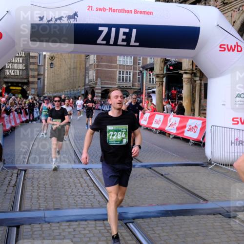 13.09.2026 - 21. swb-Marathon Bremen Tim E. http://msf.ph/oto/10381342 13.09.2026 13:17:29 Ziel 842, 2052, 3246, 4156, 4805, 6095, 6624, 6734, 6759, 6953, 7284, 8111, 8418, 8858 meine-sportfotos.de