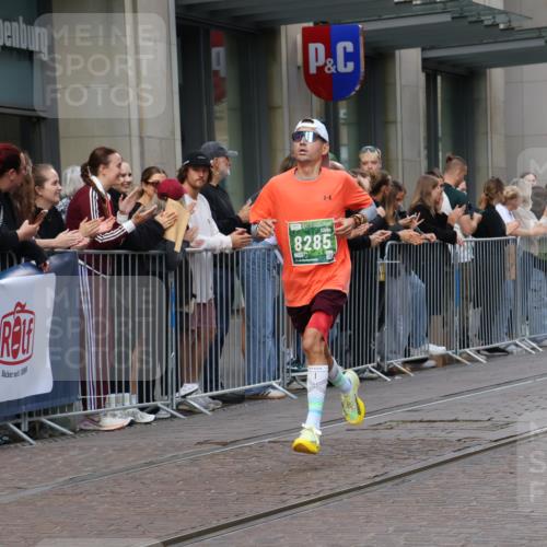 13.09.2026 - 21. swb-Marathon Bremen Strokosch-Dieckow http://msf.ph/oto/10381396 13.09.2026 12:44:47 Ziel 322, 814, 1187, 1544, 1840, 4474, 8285, 289, 6485 meine-sportfotos.de