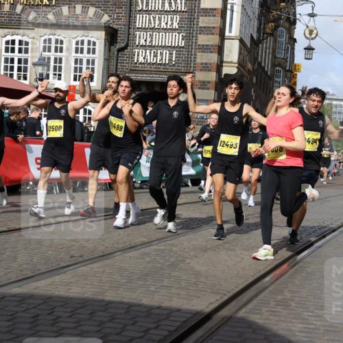 13.09.2026 - 21. swb-Marathon Bremen Strokosch-Dieckow http://msf.ph/oto/10381447 13.09.2026 11:04:59 Ziel 10160, 10198, 10283, 10481, 10711, 10877, 10940, 11006, 11114, 11364, 11366, 11592, 11705, 11761, 11991, 12005, 12493, 12495, 12498, 12500, 12502, 12563, 10370, 10465, 10576, 10718, 10800, 10850, 10975, 10995, 11102, 11105, 11157, 11218, 11281, 11326, 11584, 11616, 11722, 11900, 12002, 12011, 12064, 12079, 12080, 12099, 12335 meine-sportfotos.de
