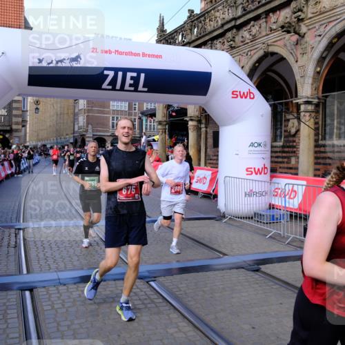13.09.2026 - 21. swb-Marathon Bremen Tim E. http://msf.ph/oto/10381452 13.09.2026 13:17:36 Ziel 842, 2052, 3148, 4805, 6095, 6624, 6734, 6759, 6803, 8111, 8418, 8532, 8714 meine-sportfotos.de