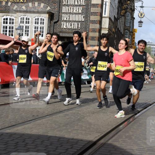 13.09.2026 - 21. swb-Marathon Bremen Strokosch-Dieckow http://msf.ph/oto/10381463 13.09.2026 11:04:59 Ziel 10160, 10198, 10283, 10481, 10711, 10877, 10940, 11006, 11114, 11364, 11366, 11592, 11705, 11761, 11991, 12005, 12493, 12495, 12498, 12500, 12502, 12563, 10370, 10465, 10576, 10718, 10800, 10850, 10975, 10995, 11102, 11105, 11157, 11218, 11281, 11326, 11584, 11616, 11722, 11900, 12002, 12011, 12064, 12079, 12080, 12099, 12335 meine-sportfotos.de