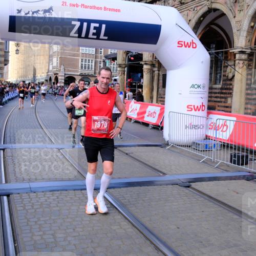 13.09.2026 - 21. swb-Marathon Bremen Tim E. http://msf.ph/oto/10381633 13.09.2026 13:17:47 Ziel 560, 842, 2008, 2234, 3148, 3760, 4171, 5041, 5550, 6095, 6734, 6803, 7901, 8100, 8250, 8253, 8446, 8532, 8714, 9075, 9400 meine-sportfotos.de