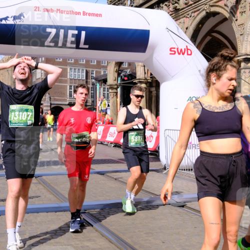 13.09.2026 - 21. swb-Marathon Bremen Tim E. http://msf.ph/oto/10382084 13.09.2026 13:18:06 Ziel 771, 948, 1297, 1797, 2001, 2125, 2234, 2812, 3051, 3192, 3760, 4286, 4374, 4498, 4499, 4620, 5530, 5817, 5935, 8869, 9400, 9505, 9595, 9596, 9837, 13041, 13107 meine-sportfotos.de