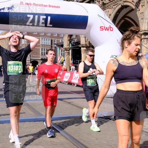 13.09.2026 - 21. swb-Marathon Bremen Tim E. http://msf.ph/oto/10382094 13.09.2026 13:18:07 Ziel 771, 948, 1297, 1797, 2001, 2125, 2634, 2812, 3051, 3192, 4286, 4374, 4498, 4499, 4620, 5530, 5817, 5935, 8805, 8869, 9400, 9505, 9595, 9596, 9837, 13041, 13107 meine-sportfotos.de