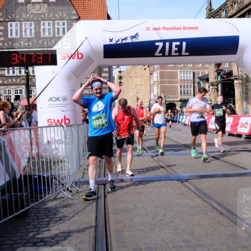 13.09.2026 - 21. swb-Marathon Bremen Tim E. http://msf.ph/oto/10382229 13.09.2026 13:18:20 Ziel 948, 1631, 1797, 1872, 2001, 2260, 2634, 2671, 3241, 3458, 3514, 3634, 4131, 4733, 5292, 5695, 5935, 5948, 6152, 6290, 6448, 8094, 8805, 8869, 8943, 8944, 9134, 9595, 9596, 9609, 9837, 13041 meine-sportfotos.de