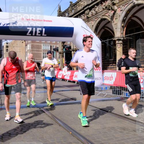 13.09.2026 - 21. swb-Marathon Bremen Tim E. http://msf.ph/oto/10382319 13.09.2026 13:18:22 Ziel 948, 1631, 1797, 1872, 2001, 2260, 2634, 2671, 3241, 3458, 3514, 3634, 4131, 4733, 5292, 5695, 5935, 5948, 6152, 6290, 6448, 8094, 8805, 8869, 8943, 8944, 9134, 9595, 9596, 9609, 9837, 10065, 13041 meine-sportfotos.de