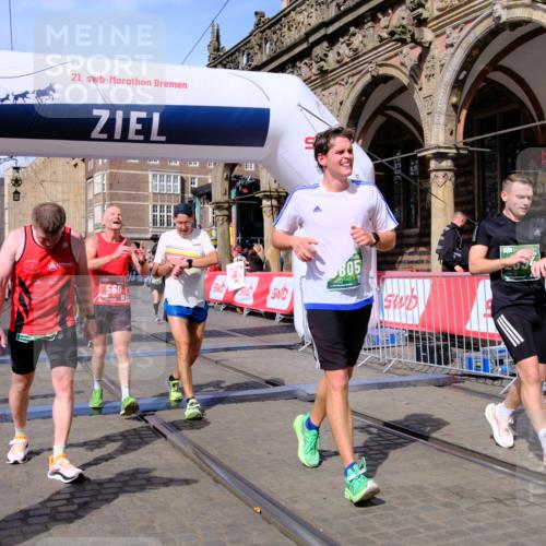 13.09.2026 - 21. swb-Marathon Bremen Tim E. http://msf.ph/oto/10382333 13.09.2026 13:18:22 Ziel 948, 1631, 1797, 1872, 2001, 2260, 2634, 2671, 3241, 3458, 3514, 3634, 4131, 4733, 5292, 5695, 5935, 5948, 6152, 6290, 6448, 8094, 8805, 8869, 8943, 8944, 9134, 9595, 9596, 9609, 9837, 10065, 13041 meine-sportfotos.de