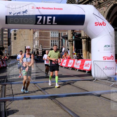 13.09.2026 - 21. swb-Marathon Bremen Tim E. http://msf.ph/oto/10383109 13.09.2026 13:19:10 Ziel 307, 4120, 4916, 5277, 6310, 6787, 7104, 7154, 7163, 7602, 7791, 13184 meine-sportfotos.de