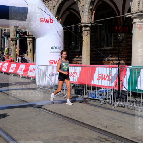 13.09.2026 - 21. swb-Marathon Bremen Tim E. http://msf.ph/oto/10383317 13.09.2026 13:19:33 Ziel 189, 666, 1599, 2007, 2390, 2423, 2535, 3182, 3508, 4319, 4819, 4857, 5172, 5371, 6008, 6137, 6633, 7686, 7754, 9552, 9638, 9805 meine-sportfotos.de