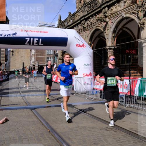 13.09.2026 - 21. swb-Marathon Bremen Tim E. http://msf.ph/oto/10383366 13.09.2026 13:19:52 Ziel 161, 461, 926, 1010, 1232, 1281, 1468, 1535, 1642, 2906, 4319, 4455, 4977, 4978, 7037, 7140, 7268, 7945, 8153, 8185, 9984, 13163 meine-sportfotos.de