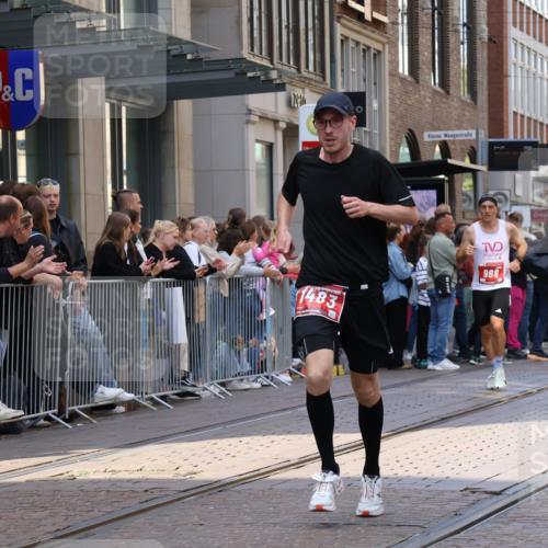 13.09.2026 - 21. swb-Marathon Bremen Strokosch-Dieckow http://msf.ph/oto/10383639 13.09.2026 12:49:37 Ziel 547, 719, 968, 1483 meine-sportfotos.de