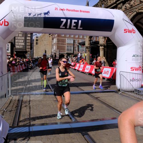 13.09.2026 - 21. swb-Marathon Bremen Tim E. http://msf.ph/oto/10383787 13.09.2026 13:21:32 Ziel 226, 1191, 2979, 3450, 3534, 4234, 4362, 4445, 4484, 4519, 4734, 6357, 6970, 8323, 8408, 8791, 9267, 9268, 9514, 9900 meine-sportfotos.de