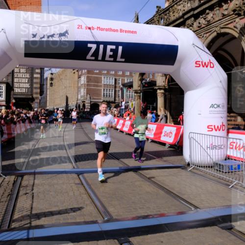 13.09.2026 - 21. swb-Marathon Bremen Tim E. http://msf.ph/oto/10383862 13.09.2026 13:21:35 Ziel 226, 2979, 3202, 3534, 4234, 4445, 4484, 4519, 4734, 6357, 6862, 8323, 8408, 8791, 9267, 9268, 9514, 9722, 9900 meine-sportfotos.de