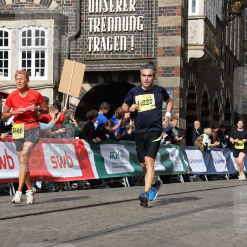 13.09.2026 - 21. swb-Marathon Bremen Strokosch-Dieckow http://msf.ph/oto/10384245 13.09.2026 11:06:21 Ziel 10018, 10204, 10375, 10382, 10619, 10662, 11029, 11132, 11156, 11164, 11477, 11674, 11775, 11786, 12186, 12486, 12528, 10654, 10849, 10852, 10853, 11021, 11028, 11240, 11729, 12217, 12485 meine-sportfotos.de