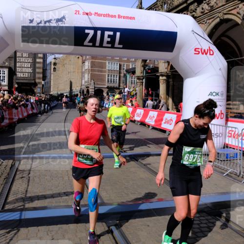 13.09.2026 - 21. swb-Marathon Bremen Tim E. http://msf.ph/oto/10384485 13.09.2026 13:22:15 Ziel 141, 148, 1209, 2051, 3338, 3652, 3774, 3934, 4581, 4735, 5193, 6976, 7098, 8438, 8452, 8924, 8947, 9421, 9599, 9839, 10120 meine-sportfotos.de