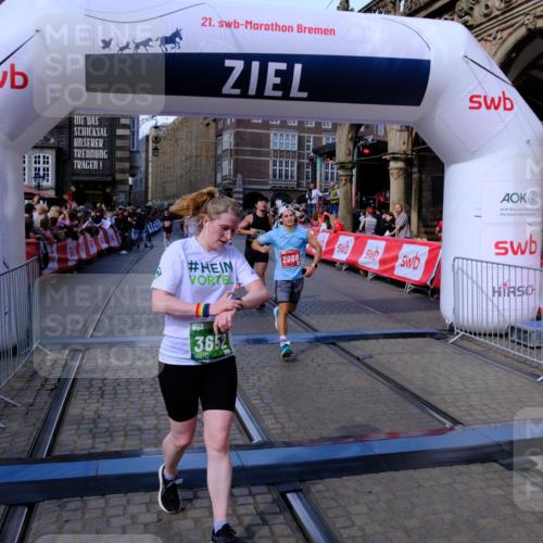 13.09.2026 - 21. swb-Marathon Bremen Tim E. http://msf.ph/oto/10384656 13.09.2026 13:22:27 Ziel 148, 1601, 1645, 2051, 2499, 3021, 3652, 4204, 4211, 6621, 7625, 7917, 8447, 8452, 8574, 8924, 9599, 9668, 9839 meine-sportfotos.de